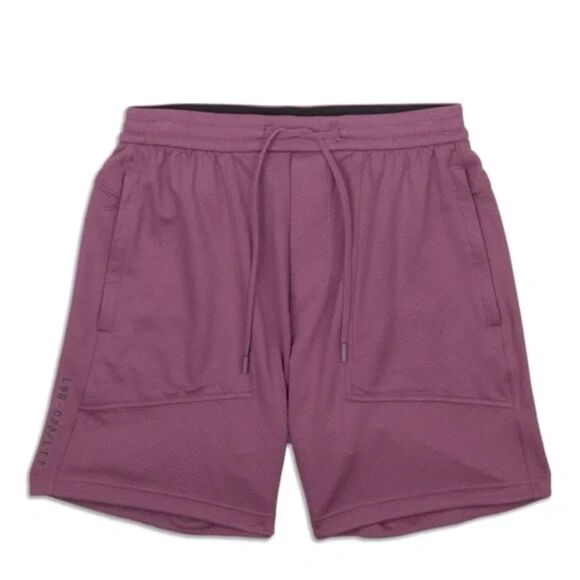 Men’s Lululemon Relaxed Fit Train Short‎ 8” Plum Size Medium - Picture 1 of 2